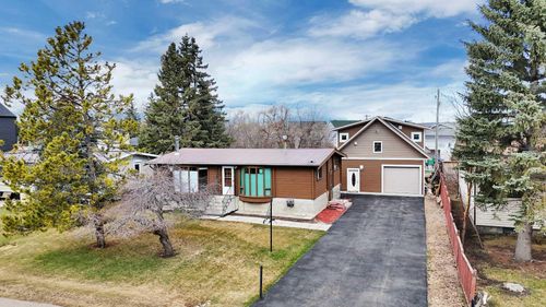 5228 50b Avenue, Sylvan Lake, AB, T4S1E4 | Card Image