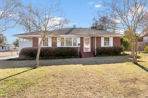 1135 Gloria St, Orangeburg, SC, 29115-3411 | Card Image