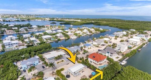 1325 Avenue H, Marathon, FL, 33050-4057 | Card Image