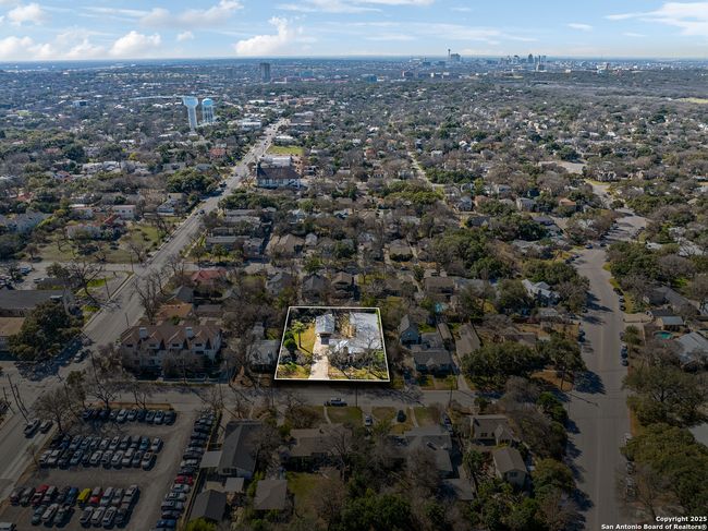 124 Castano Ave, House other with 3 bedrooms, 3 bathrooms and null parking in Alamo Heights TX | Image 26
