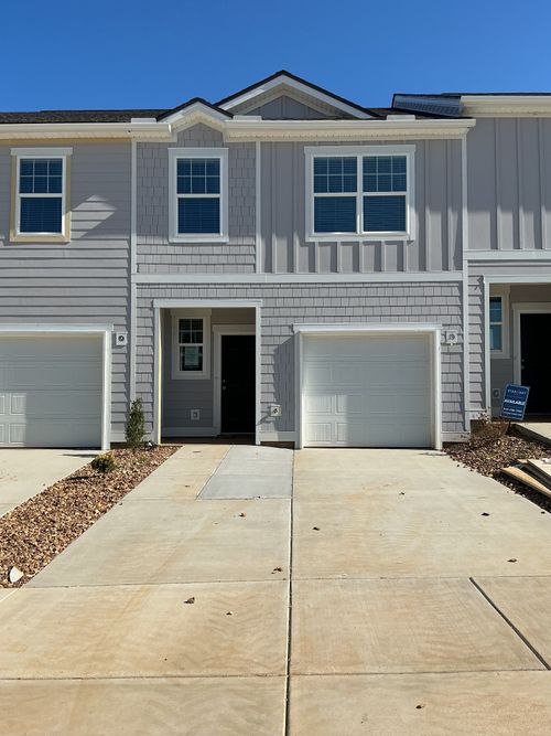218 Darlington Dr, Dickson, TN, 37055 | Card Image