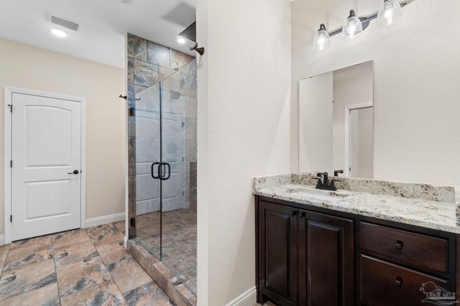 9241 Sage Forest Ln, House other with 3 bedrooms, 3 bathrooms and 2 parking in Pace FL | Image 18