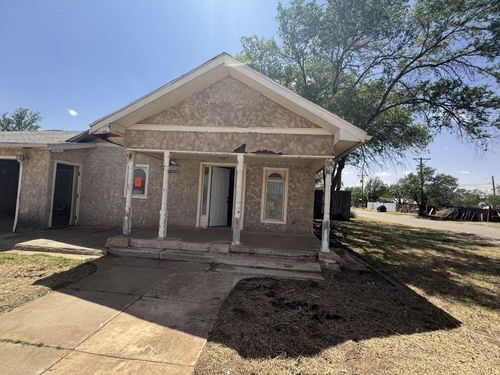 155 N 2nd St, Slaton, TX, 79364-4357 | Card Image