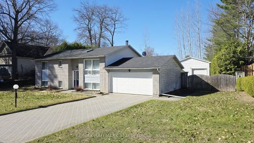 119 Archie Street, Constance Bay - Dunrobin - Kilmaurs - Woodlawn, ON, K0A3M0 | Card Image