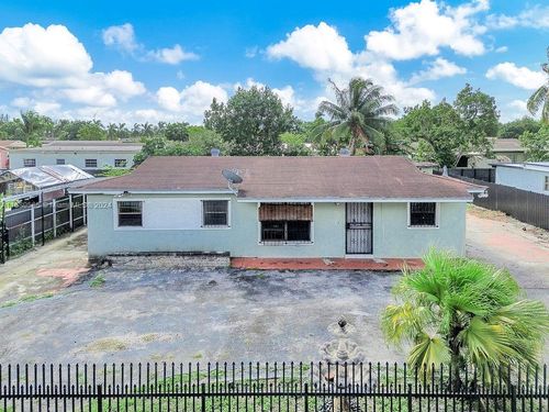 4480 Nw 201st St, Miami Gardens, FL, 33055-1519 | Card Image