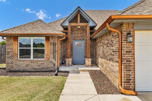 918 Red Rock Road, Blanchard, OK, 73010 | Card Image