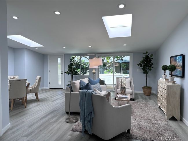 APT-201K - 13361 El Dorado Dr, Home with 2 bedrooms, 2 bathrooms and null parking in Seal Beach CA | Image 8