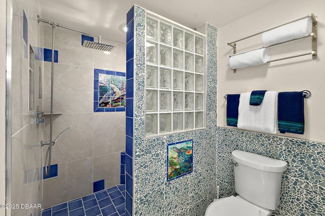 C303 - 4650 Links Village Dr, Condo with 3 bedrooms, 3 bathrooms and null parking in Ponce Inlet FL | Image 24