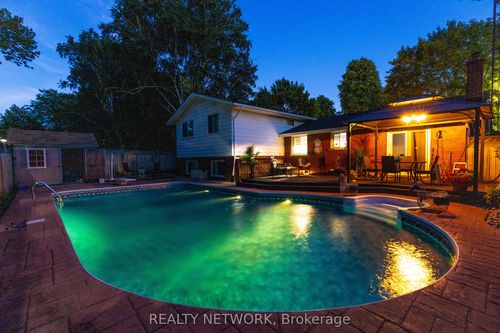 6539 Jupiter Blvd, Niagara Falls, ON, L2J3Y4 | Card Image