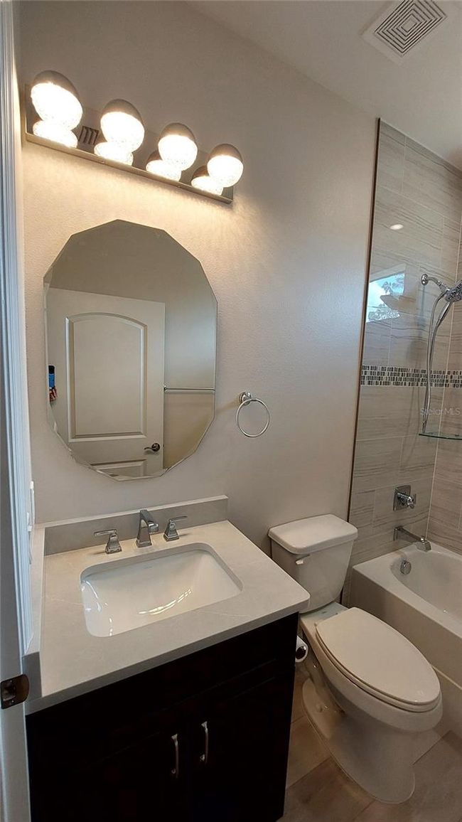 3269 Ponce De Leon Blvd, House other with 4 bedrooms, 2 bathrooms and null parking in NORTH PORT FL | Image 8