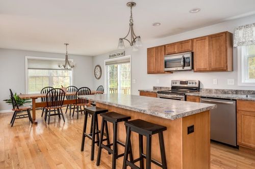 367 Greenhill Rd, Barrington, NH, 03825-5431 | Card Image