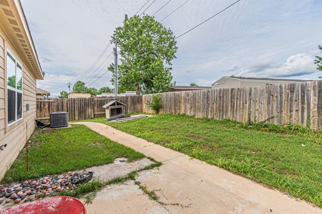 View of yard with central air condition unit | Image 30