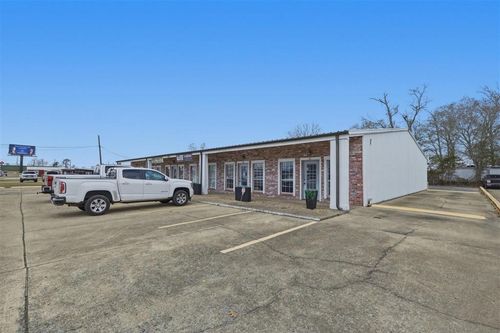 2500 Maplewood Dr, Sulphur, LA, 70663-6100 | Card Image
