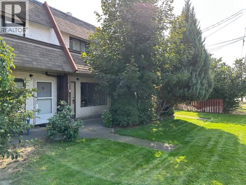 6-6435 Park Dr, Oliver, BC, V0H1T3 | Card Image