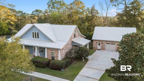 107 Ronforth St, Fairhope, AL, 36532-2721 | Card Image