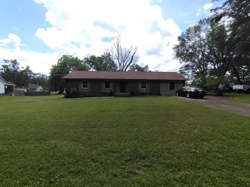 120 Barker Dr, Savannah, TN, 38372-8419 | Card Image