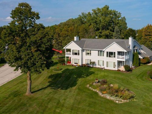 104-1606 Memorial Drive, STURGEON BAY, WI, 54235 | Card Image