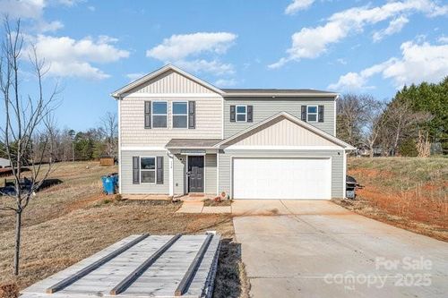 114 Four Andrews Drive, Harmony, NC, 28634 | Card Image