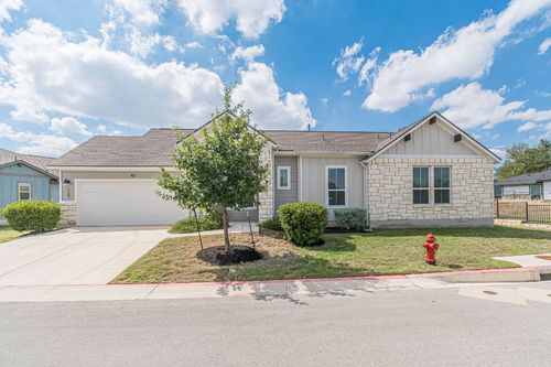 101-127 Roaming Rock Trl, San Marcos, TX, 78666-4829 | Card Image