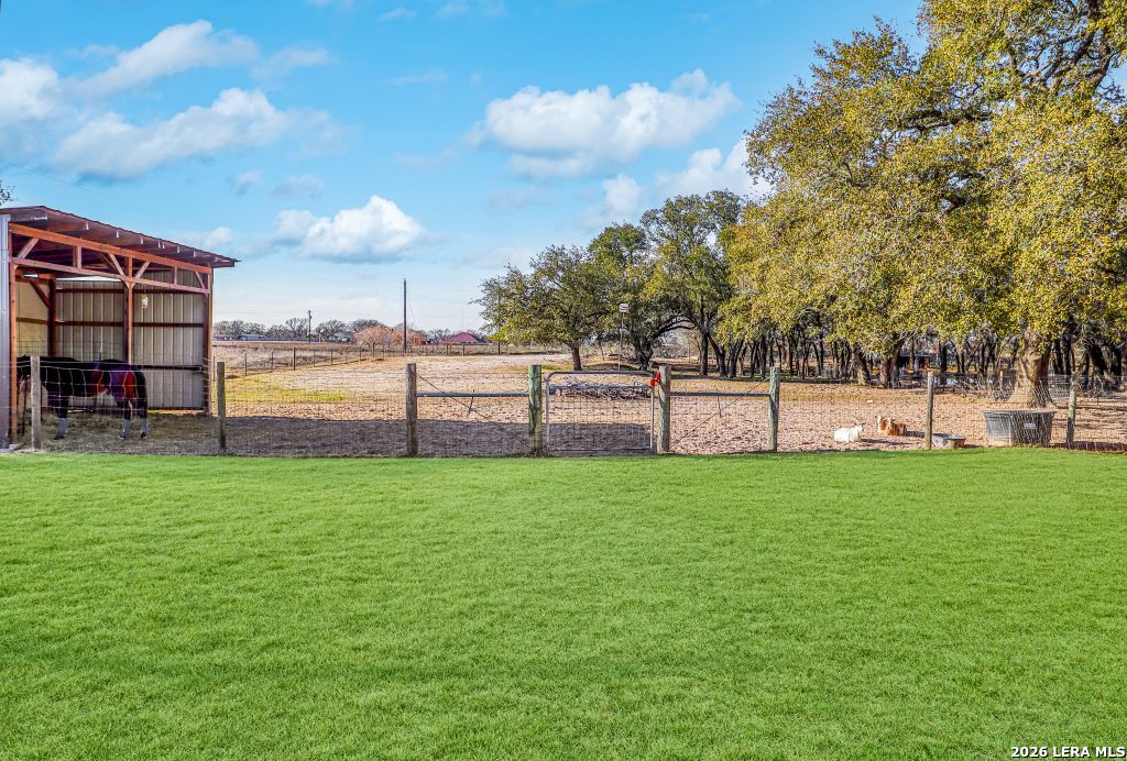 Residential in Floresville 2