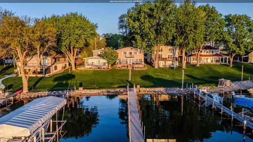 2818 Breezy Heights Dr, Milford, IA, 51351-7350 | Card Image