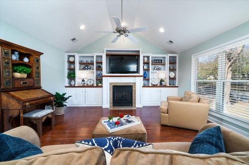 1527 Barquentine Dr, Mount Pleasant, SC, 29464-4929 | Card Image