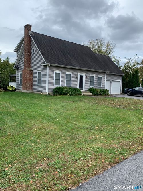 143 Hewitt Rd, Mystic, CT, 06355-3025 | Card Image