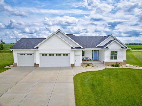 6607 Kades, Bristol, WI, 53590 | Card Image