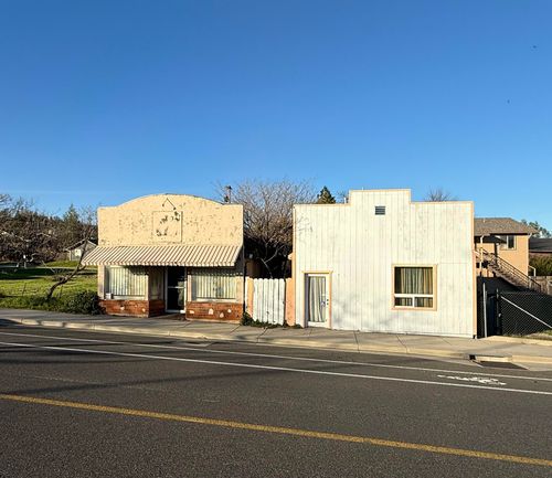 4189 Front St, Shasta Lake, CA, 96019-9431 | Card Image