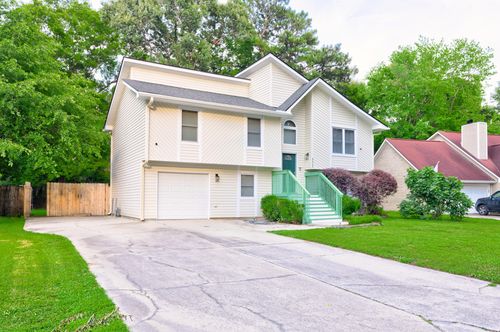 4608 Moss Ct, North Charleston, SC, 29420-7212 | Card Image