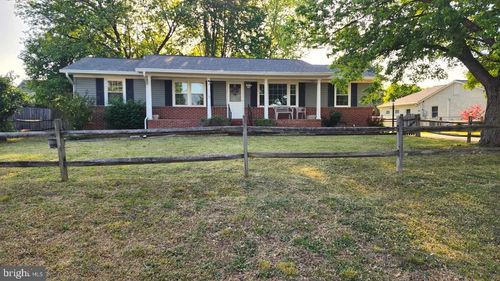 913 Eastern View Dr, FREDERICKSBURG, VA, 22405-1710 | Card Image