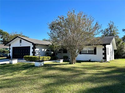 25 Blaine Drive, House other with 3 bedrooms, 2 bathrooms and null parking in Palm Coast FL | Image 2