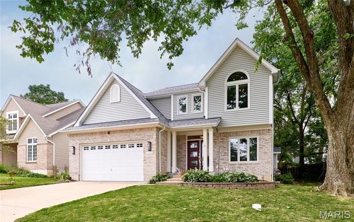 11808 Manhattan Avenue, Des Peres, MO, 63131 | Card Image