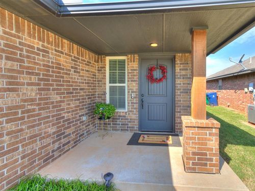 19813 Brunswick Ct, Edmond, OK, 73012-5219 | Card Image