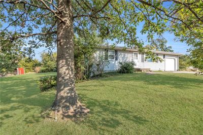 14783 Wellman Road, House other with 3 bedrooms, 2 bathrooms and null parking in Winchester KS | Image 1