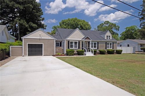 55 Brogden Ln, Hampton, VA, 23666-1909 | Card Image