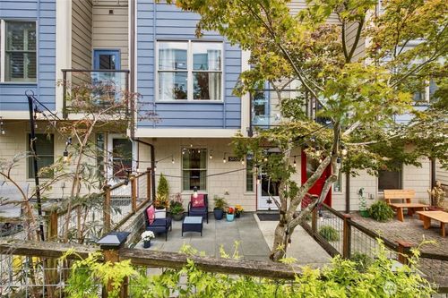 3833 S Angeline St, Seattle, WA, 98118-1711 | Card Image
