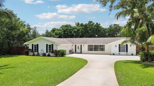 339 Country Club Dr, Tequesta, FL, 33469-1945 | Card Image