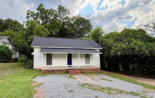 340 N Elbert St, Milledgeville, GA, 31061-3005 | Card Image