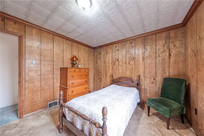 912 Howard St, House other with 5 bedrooms, 3 bathrooms and 5 parking in Monongahela PA | Image 25
