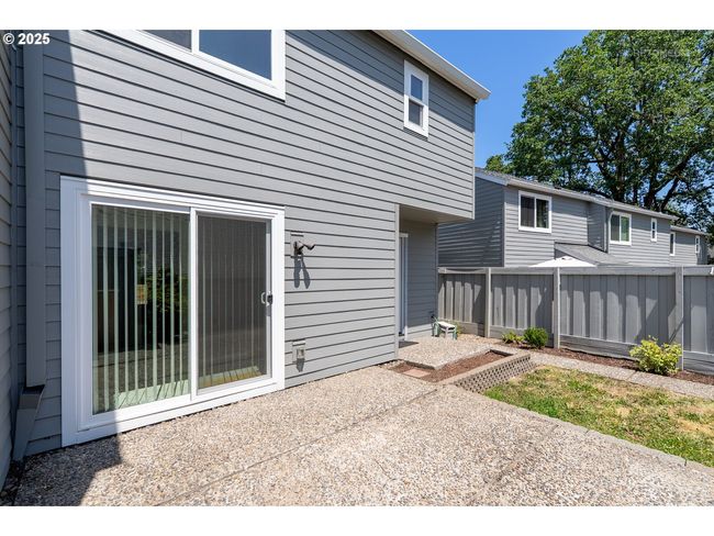 5312 Sw Erickson Ave, Condo with 2 bedrooms, 2 bathrooms and 1 parking in Beaverton OR | Image 24