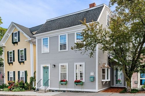 3 State St, Marblehead, MA, 01945-3592 | Card Image