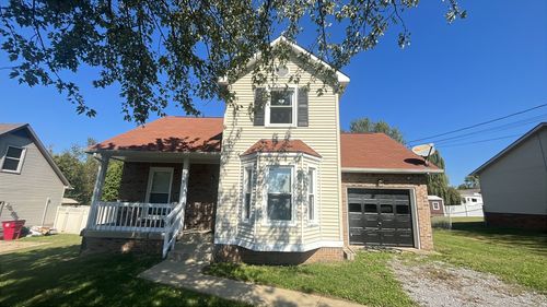 615 Doane Dr, Clarksville, TN, 37042-1810 | Card Image