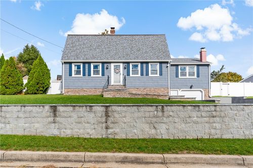 136 Silverwood Ln, West Warwick, RI, 02893-3306 | Card Image