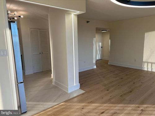 apt-1201-1808 Old Meadow Rd, MCLEAN, VA, 22102-1832 | Card Image