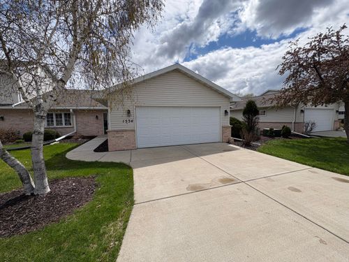 1534 River Pines Dr, BELLEVUE, WI, 54311-5637 | Card Image