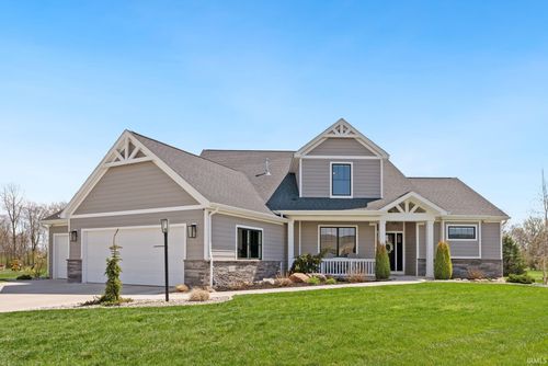 2016 Fairway Dr, Auburn, IN, 46706-9207 | Card Image