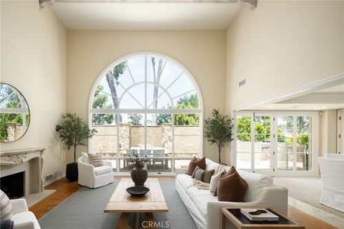 4 Rue Grand Ducal, Newport Beach, CA, 92660-5906 | Card Image
