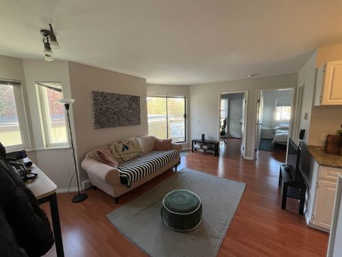 304-2385 W 5th Ave, Vancouver, BC, V6K1S6 | Card Image