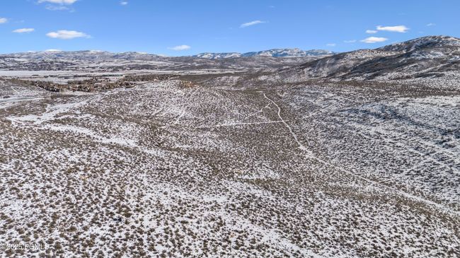 This property backs up to Round Valley – 2, 200 acres of open space. | Image 78